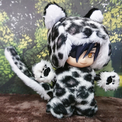 ユキヒョウロンパース