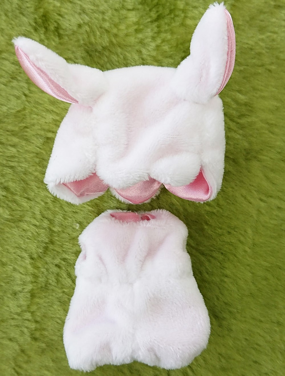 【made in rabbit field】手のひらサイズ＊立ちミミうさちゃんロンパースコスチューム 5枚目の画像