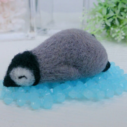 ペンギンだって眠いんです「たれぺんぎん（氷付）」 1枚目の画像