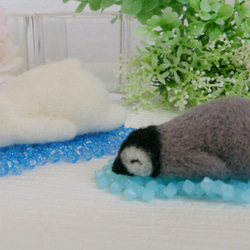 ペンギンだって眠いんです「たれぺんぎん（氷付）」 3枚目の画像