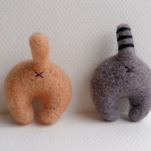 ※再値下げ※LOISIRねこブローチ アーティストコラボ】LOISIR×TORANEKOBONBON BLACK NEKO