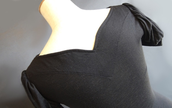 クロノス　ダークファッション　アバンギャルド　ゴシック　パフスリーブカットソー 5枚目の画像