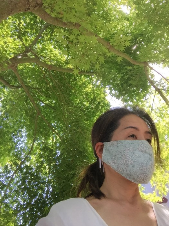 【送料無料】夏用マスク（シャインクール・UVカット94%・清涼・ひんやり・涼しい）〜 ミント 6枚目の画像