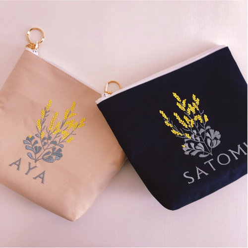 クリスマス】【ポーチ】刺繍 イニシャル オーダーメイド 雪柄