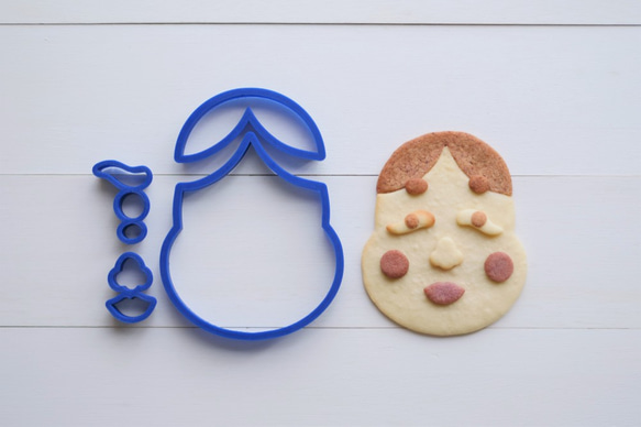 福笑い（素焼き用）【縦12㎝】　クッキー型・クッキーカッター 1枚目の画像