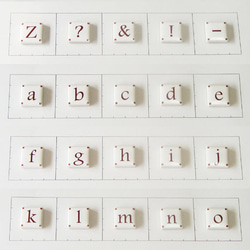 文字タイル選べる7個セット　20mm角タイル製 2枚目の画像