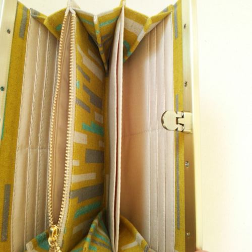 マスタード色 縦棒柄 長財布 文鎮口金 長財布 つむじろう 通販 3817514