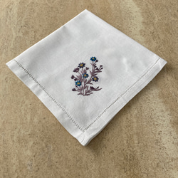 四角刺繍：ブックカバー ：調節可：文庫 ブックカバー area-u