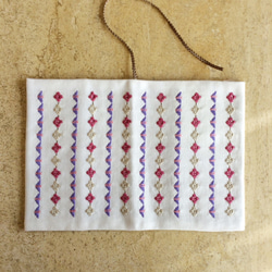 2種のパターン刺繍「蝶」：ブックカバー ：調節可：文庫 3枚目の画像