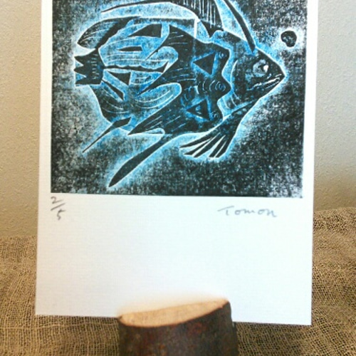 紙版画「魚」(作品のみ) 版画 tomon 通販 2800761｜Creema(クリーマ)