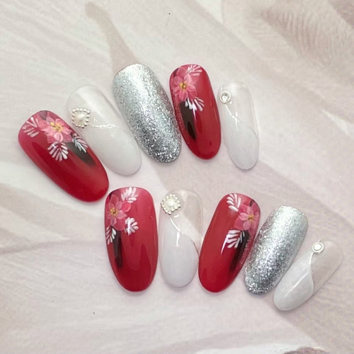 ネイルチップ26】クリスマスデザイン ポインセチアと流線フレンチ