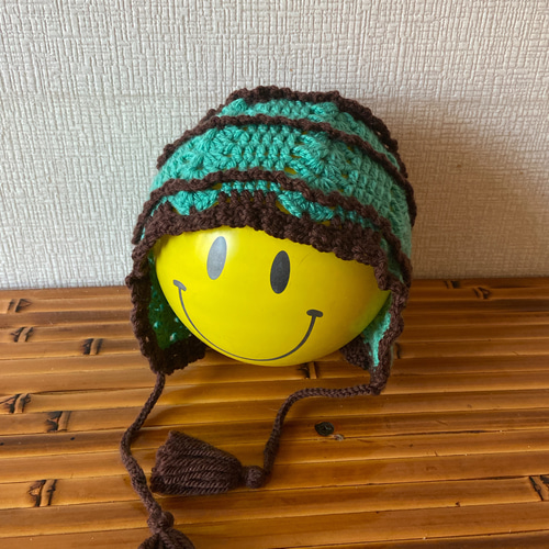 anyFAM チョコレート柄ニット帽 Mサイズ △△再販×9△△ チョコレートブラウンの毛糸で編んだ、リブ編み多めの