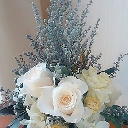 プリザーブドフラワー・クリスマス・冬のシルバー＆ホワイトツリー型