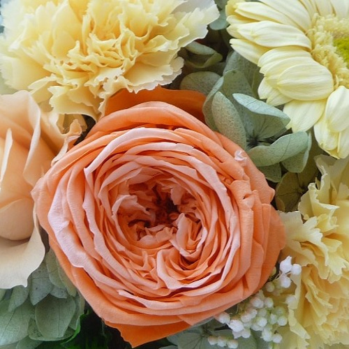 プリザーブドフラワー・アレンジメント・イエロー＆オレンジミックス