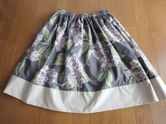 プルメリア　スカート　 1枚目の画像
