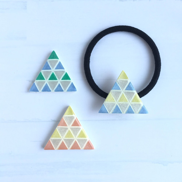 幾何学三角ヘアゴム・ポニーフック（黄×青×白） 7枚目の画像