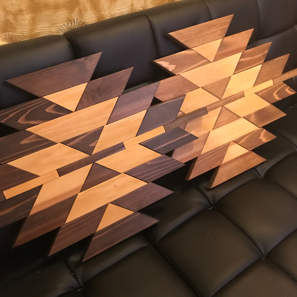 メンズライクな木製オルテガ壁掛け【handmade】ミディアムウォルナット色　お部屋のワンポイントに 5枚目の画像