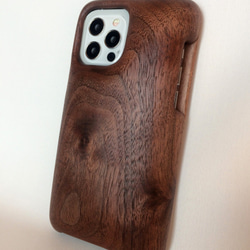 木製iPhoneケース（ウォルナット・フルカバー）（iPhone 12 Pro） 1枚目の画像