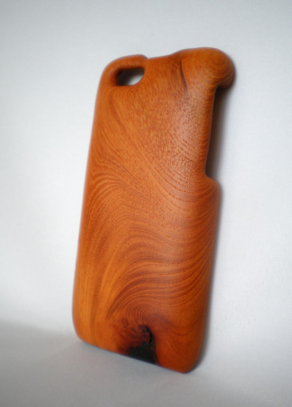 【S様ご注文品】木製iPhone 8用ケース（けやき・片面カバー） 1枚目の画像