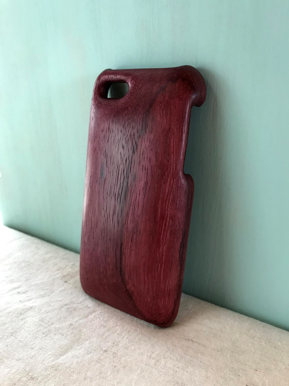 木質iPhone手機殼（木紋紫心） 第2張的照片