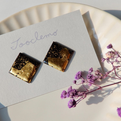 七宝焼〉金箔ひしがたピアス 大 ピアス（スタッド・一粒） tooclemo