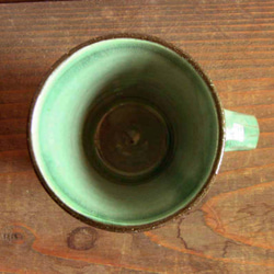 スリップウェアのマグカップ（緑） 4枚目の画像
