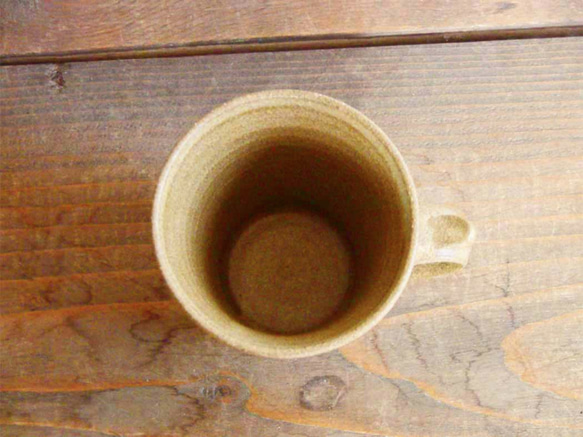 イッチンのマグカップ（三彩） 4枚目の画像