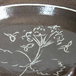 ガクアジサイの輪花鉢（象嵌） 2枚目の画像