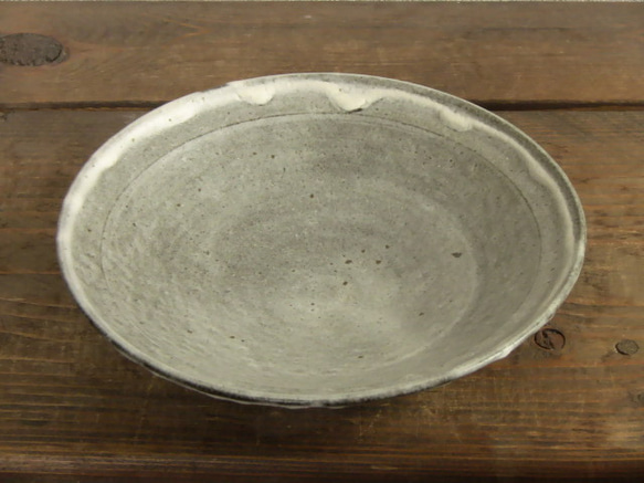 プレーン皿（わら灰） 2枚目の画像