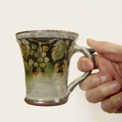 葡萄のマグカップ （三彩） 4枚目の画像