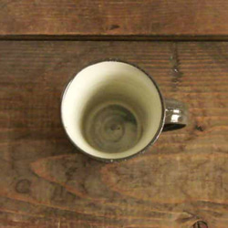 イッチンのマグカップ（白花） 4枚目の画像
