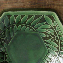 ナナカマドの六角皿（織部大） 3枚目の画像
