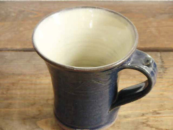 櫛目のマグカップ（呉須） 3枚目の画像