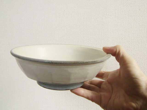 白い面取り鉢（蘭越） 5枚目の画像