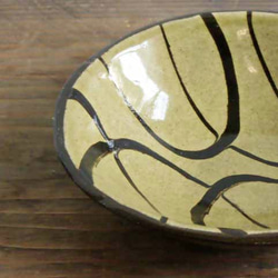 スリップウェア淡黄オーバル深皿 3枚目の画像