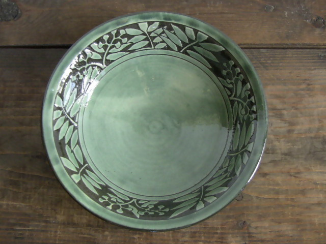 ななかまど掻落し深皿（織部）／オーダー可