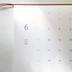 2024年 3月スタート◆シンプル・本革ひも綴じ・壁掛けカレンダー 2枚目の画像