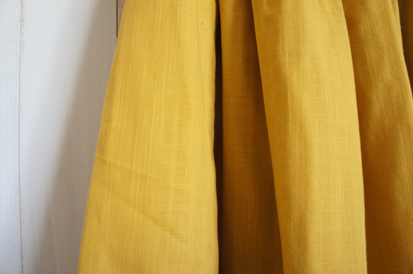 スラブダブルガーゼのマスタードギャザースカート 3枚目の画像