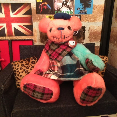 希少 grift グリフト PUNK BEAR パンク ベア 熊 ぬいぐるみ 希少 grift グリフト PUNK BEAR パンク ベア 熊 ぬいぐるみ