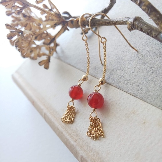 木の実ピアス ✧ マラカイトとフリンジのチェーンピアス 14kgf 4,698円