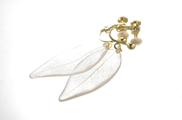 野草の葉っぱ【両耳ペア】ピアス/イヤリング 4枚目の画像