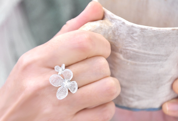 アジサイのオープンリング 2枚目の画像