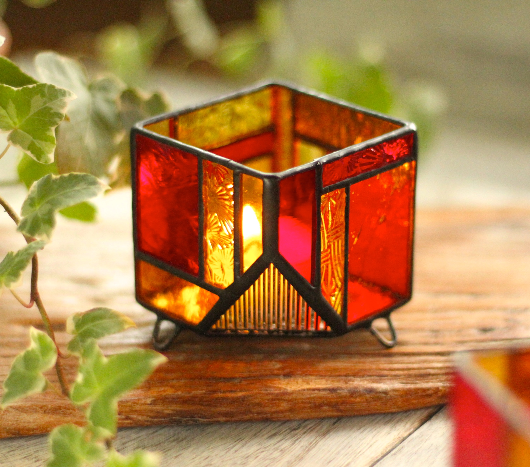 ⭐Creema限定⭐こっくり秋色＊幾何学模様のキャンドルホルダー＊アロマキャンドル２個付き〜ステンドグラス        Ω
