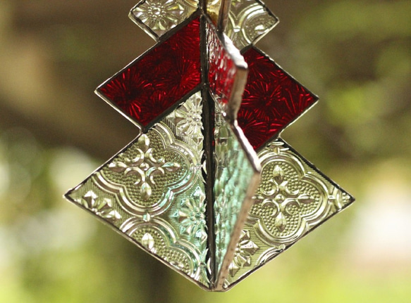 ⭐Creema限定⭐クリスマスツリーのサンキャッチャー（ステンドグラス） ✳️再販✳️ 4枚目の画像