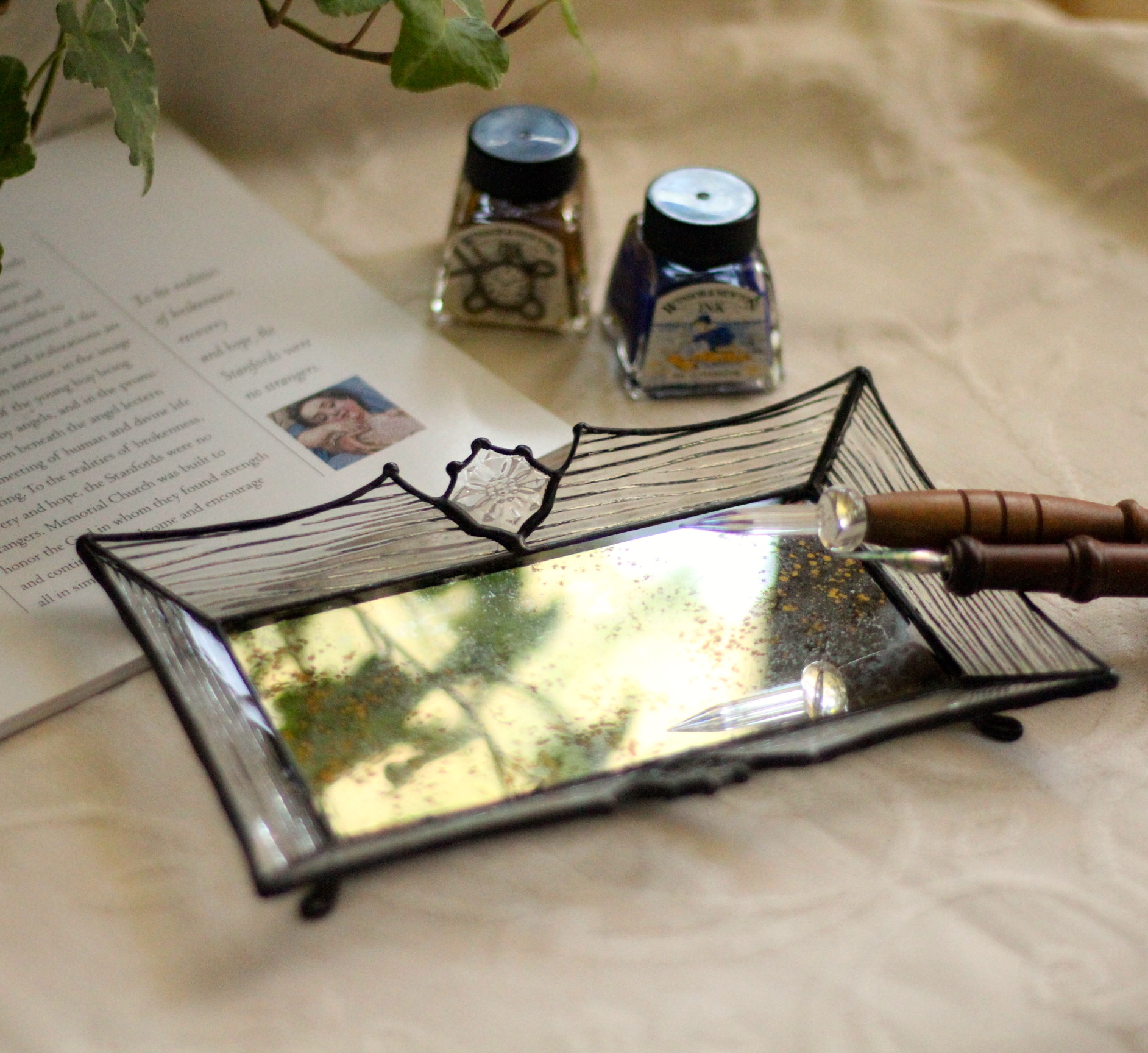 ⭐Creema限定⭐アンティーク調ミラーのカルトン/トレー～ステンドグラス～再販