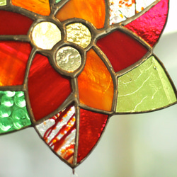 ⭐Creema限定⭐ポインセチアのサンキャッチャーホルダー＊ステンドグラス＊再販 3枚目の画像