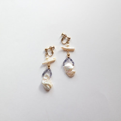 Freshwater pearl & Iolite earring(pierce) 1枚目の画像