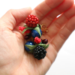 Berry bouquet earring/pierce 7枚目の画像