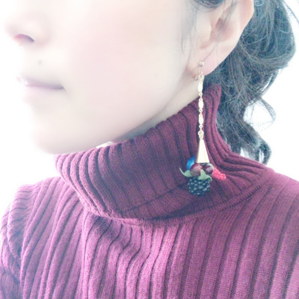 Berry bouquet earring/pierce 8枚目の画像
