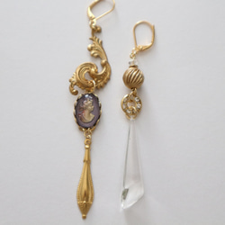 Vintage glass cabochon asymmetry　pierce（earring) 2枚目の画像